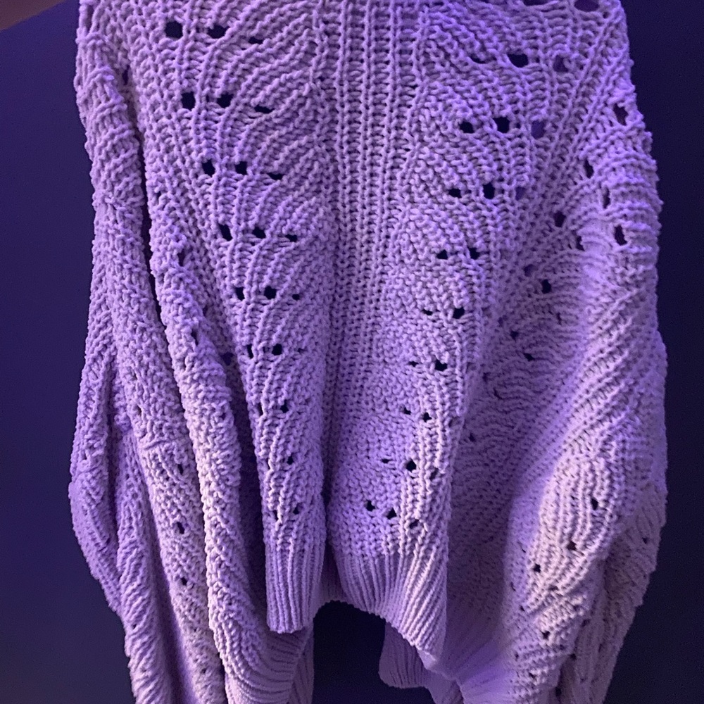 Cropped sweater